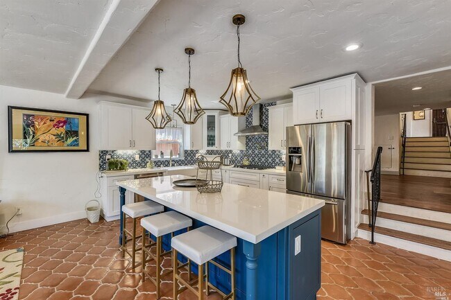 Building Photo - 9 El Camino Real