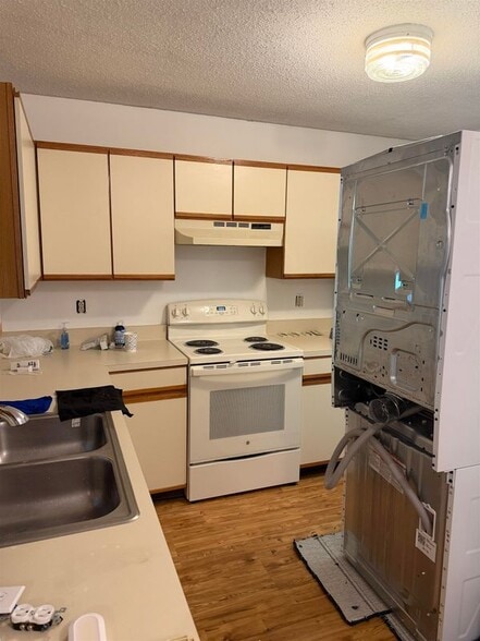 Building Photo - 42 Harmony Ln