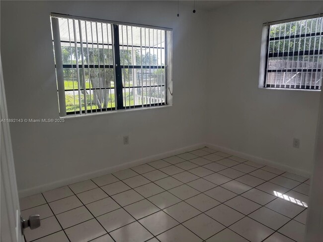 Building Photo - 29830 SW 152nd Ave