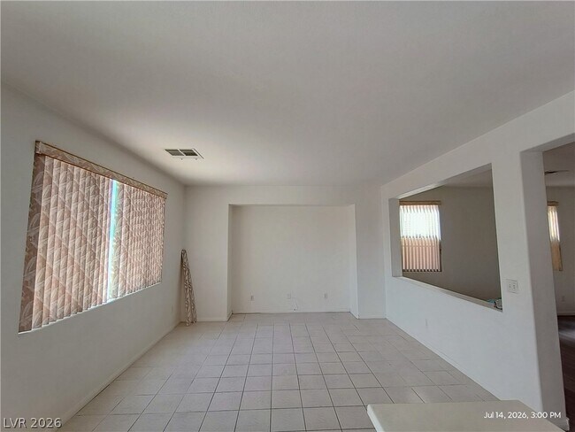 Building Photo - 8525 Titania Ct