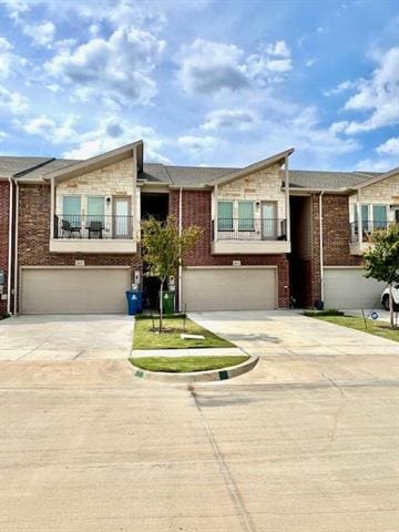 Building Photo - 5653 Woodlands Dr