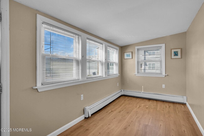 Building Photo - 549 Brielle Rd