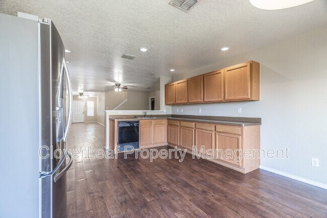 Building Photo - 7839 Horse Hollow