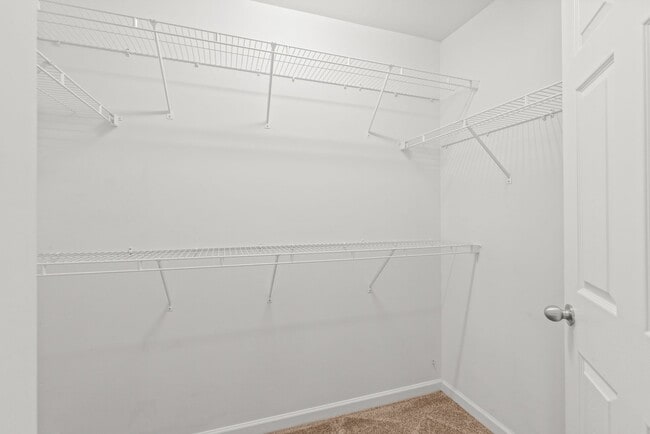 Building Photo - Charming Full-Brick Townhome in the Heart of South End