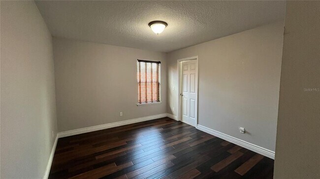 Building Photo - 6031 Roseate Spoonbill Dr