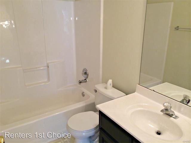 Building Photo - 3 br, 2.5 bath House - 13 Summerland