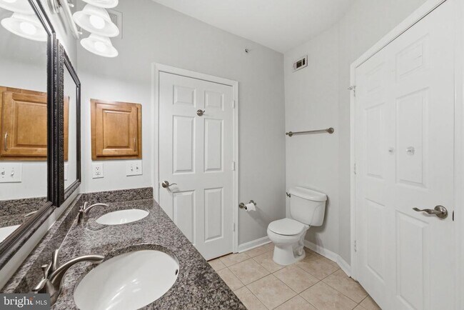 Building Photo - 4551 Strutfield Ln