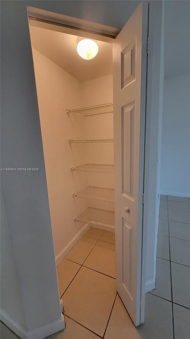 Building Photo - 4219 SW 164th Ct