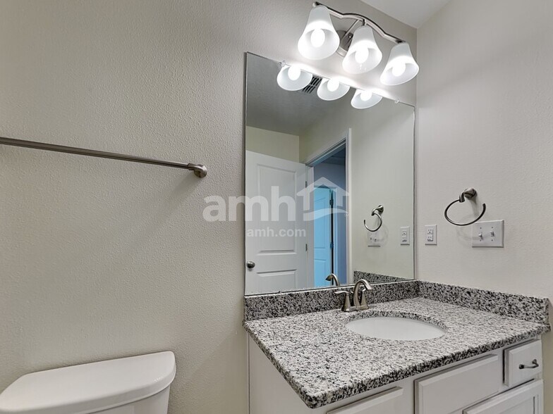 Building Photo - 4501 Reisswood Loop