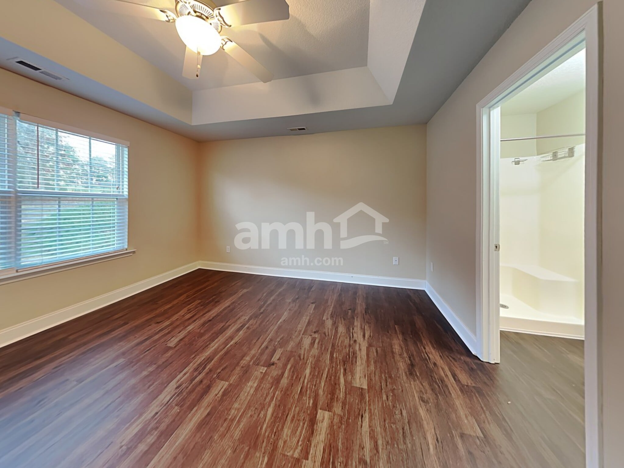 Building Photo - 230 Barberry Ln