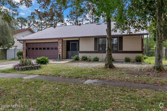 Building Photo - 4518 Crosstie Rd S