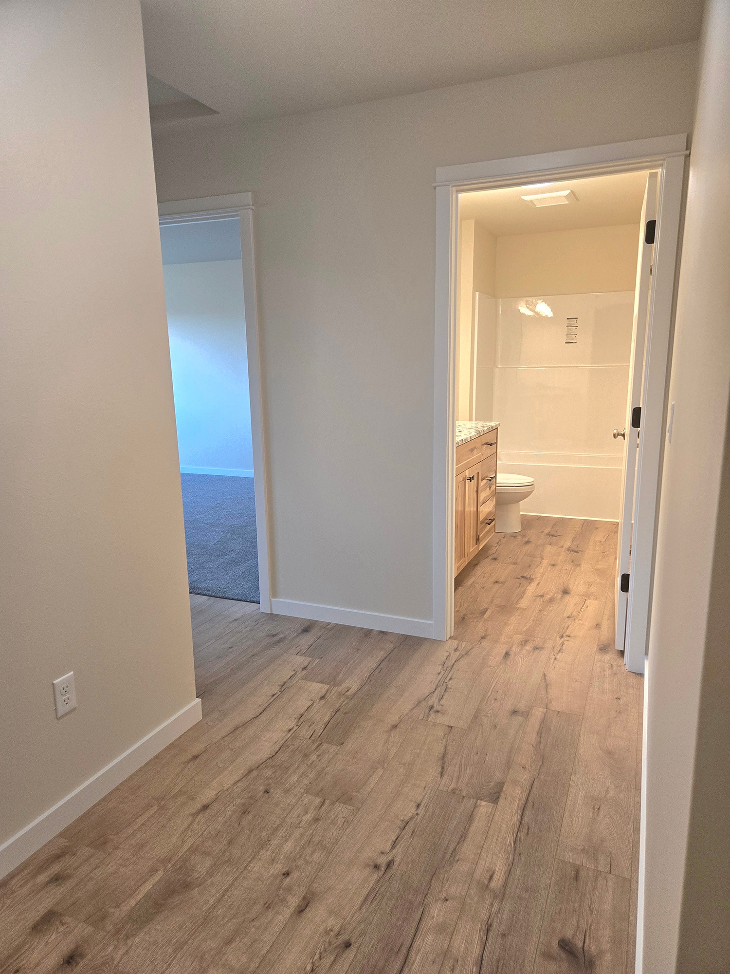 Full Bathroom and 2 Bedrooms - 1408 Edington Ave