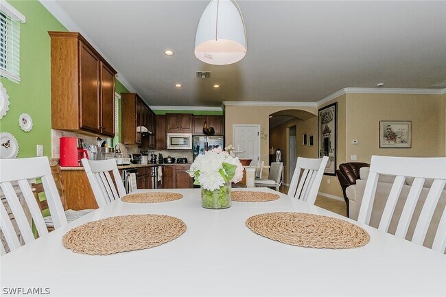 Building Photo - 6441 Liberty St