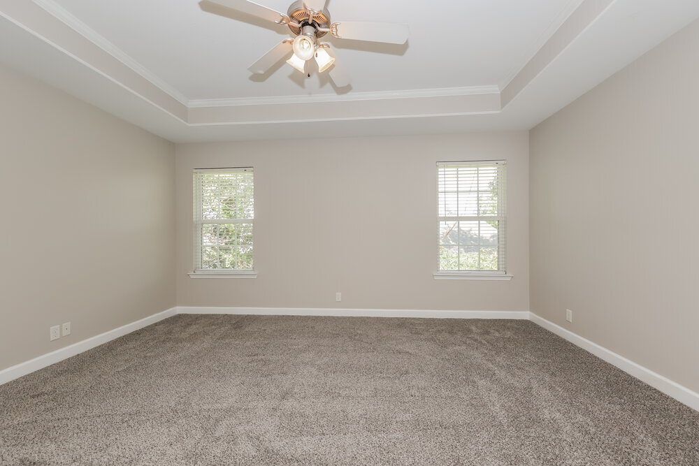 Building Photo - 237 Titans Cir