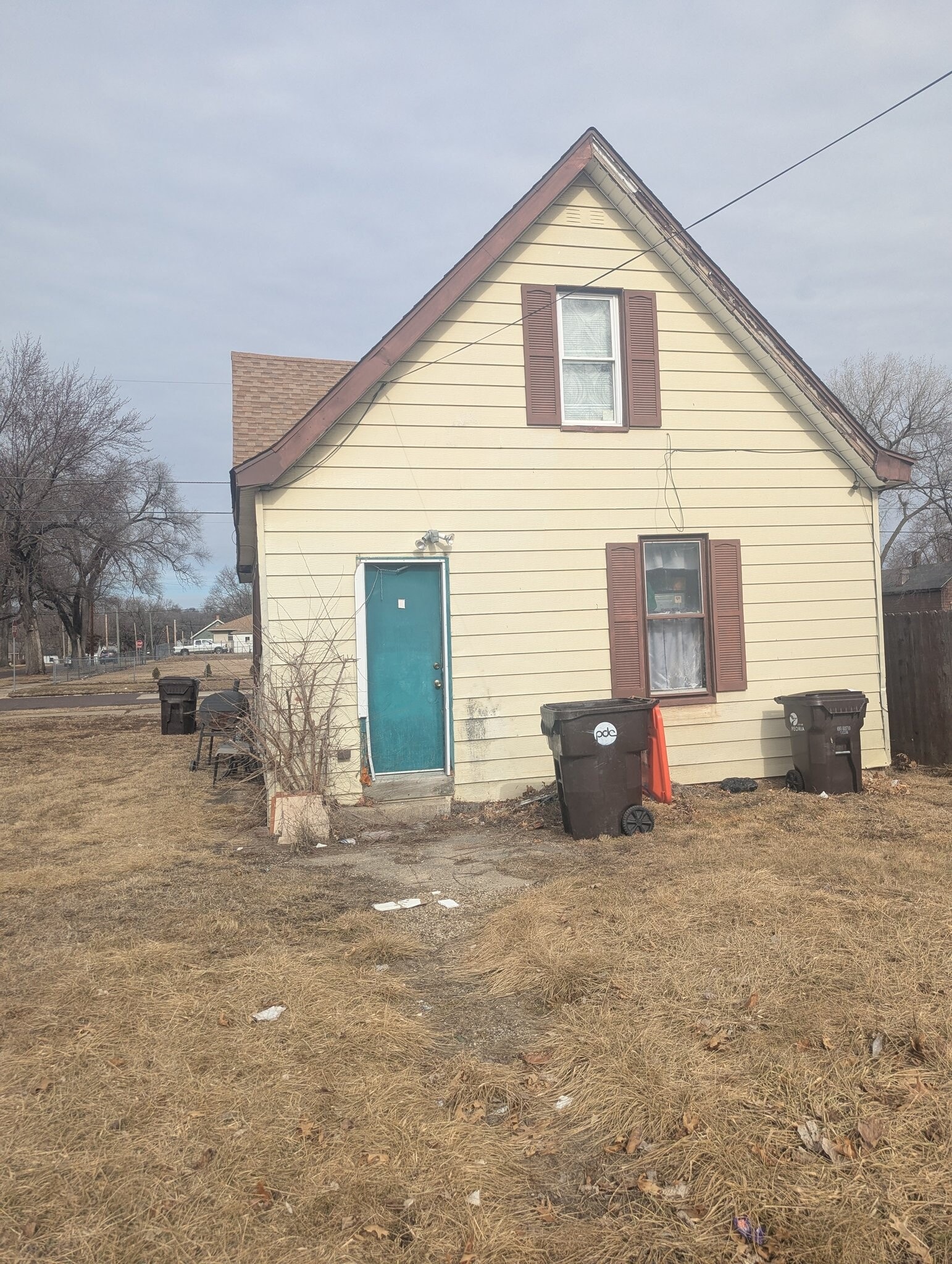 Building Photo - 2020 W Proctor St