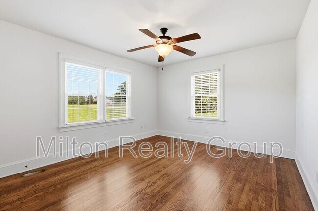 Building Photo - 4212 US-421