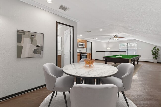 Building Photo - 20018 Beechview Ln