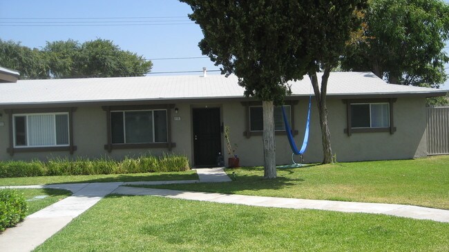 Building Photo - Hidden Valley Apartments