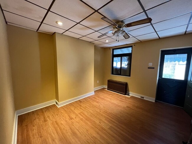 Building Photo - 5329 Holmes St