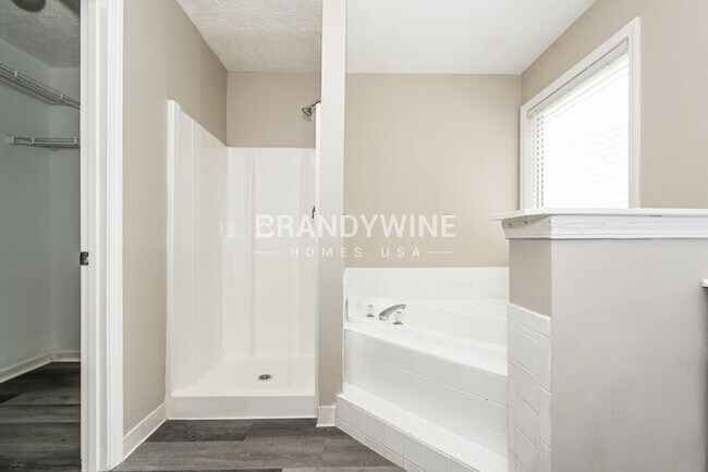 Building Photo - 10473 Starling Trail