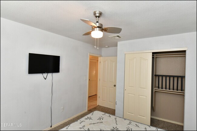 Building Photo - 10661 Canyon Sage Dr