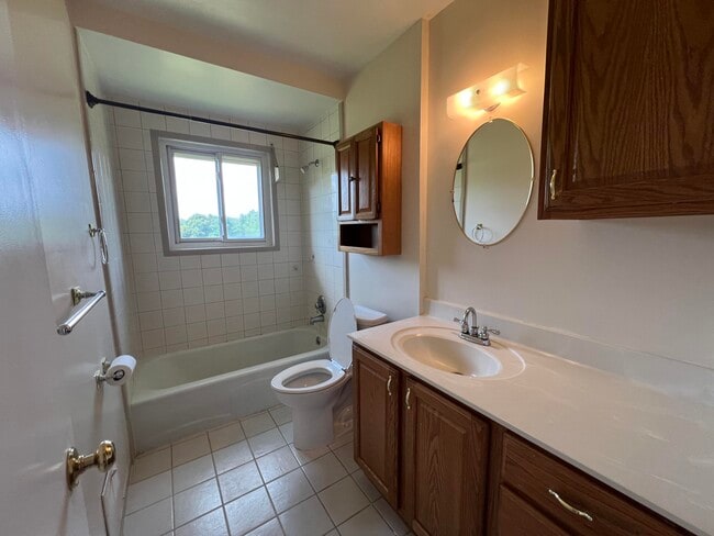 Building Photo - 8963 Huron River Dr