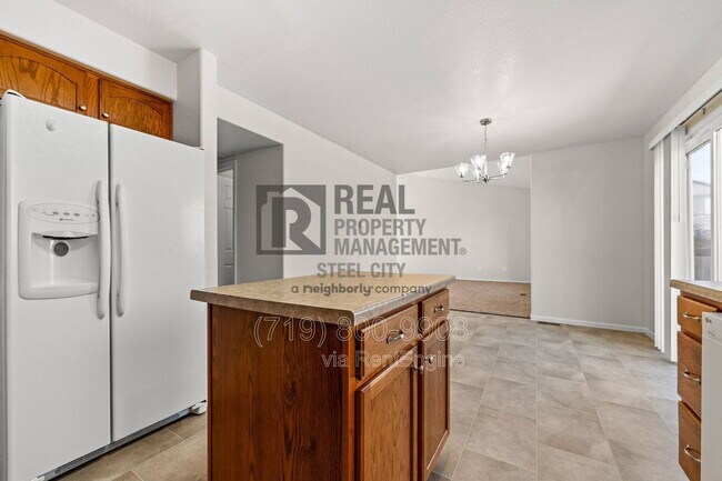 Building Photo - 5085 Tabor Lane