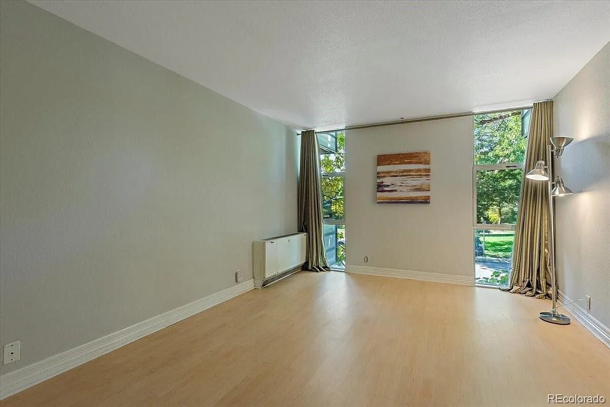 Building Photo - 2500 S York St