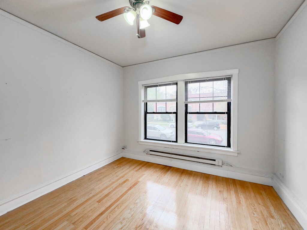 Building Photo - 1308 Oak Ave