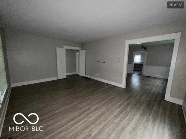 Building Photo - 1506 E Edwards Ave