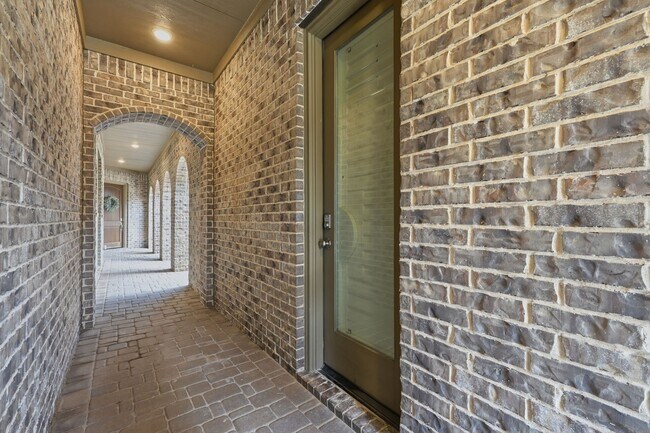 Building Photo - 111 N Bimini Twist Cir