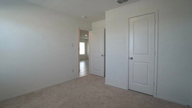 Building Photo - 3702 Haydon Hl Rd