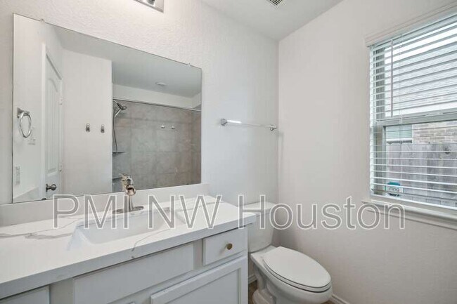 Building Photo - 10022 Granite Grove Ln