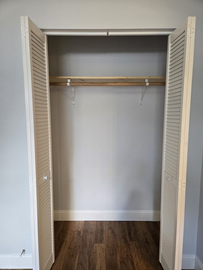 Building Photo - 3080 Fox Ln