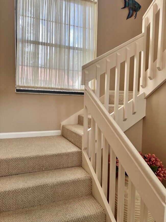 Building Photo - 10678 Ocean Palm Way