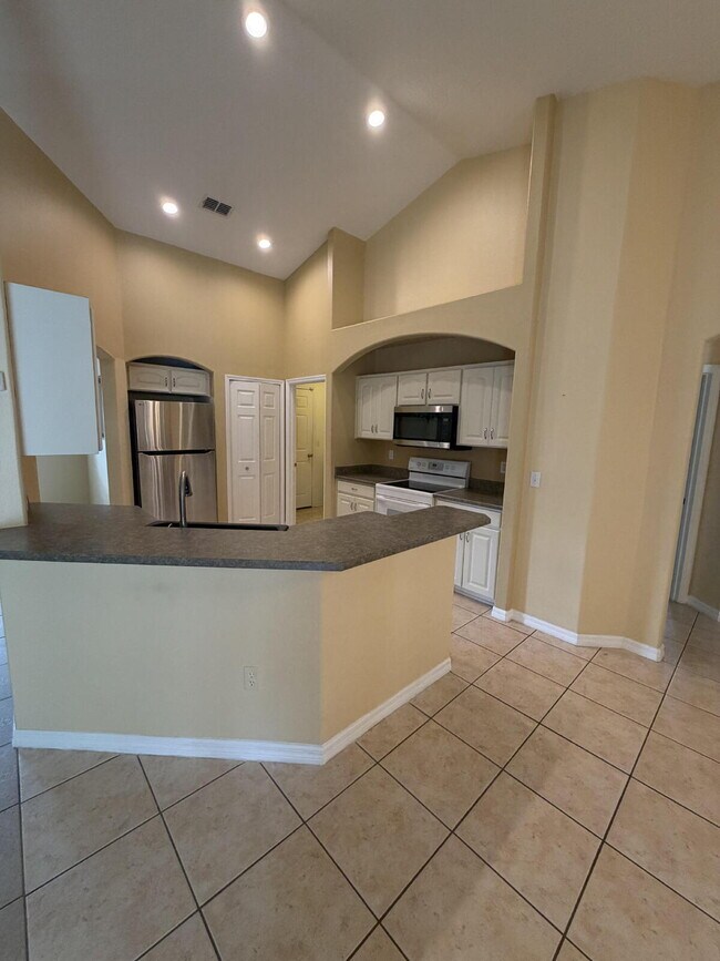 Building Photo - Beautiful Pool Home for Rent in Palm Coast