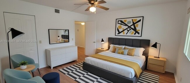 Building Photo - 1300 SW 130th Ave