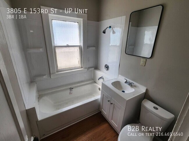 Building Photo - 3805 E 153rd St