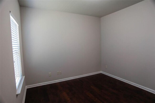 Building Photo - 4241 Towncastle Ln