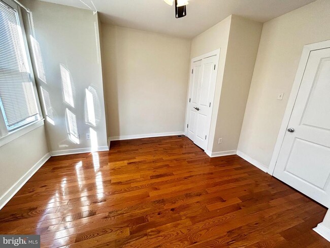 Building Photo - 1315 N 26th St