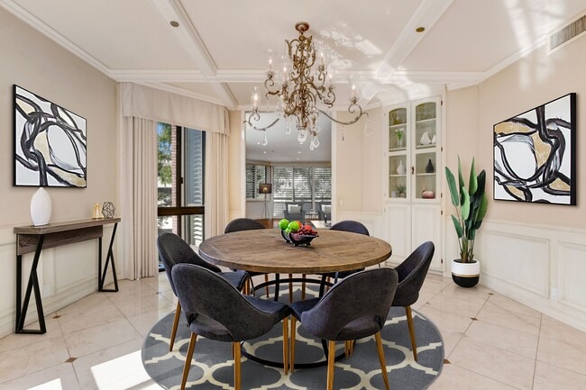 Building Photo - 300 N Swall Dr