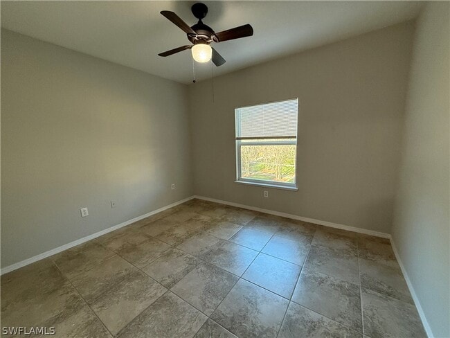 Building Photo - 11571 Villa Grand