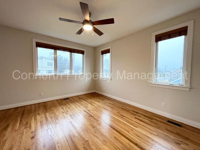 Building Photo - 1615 Porter Ave