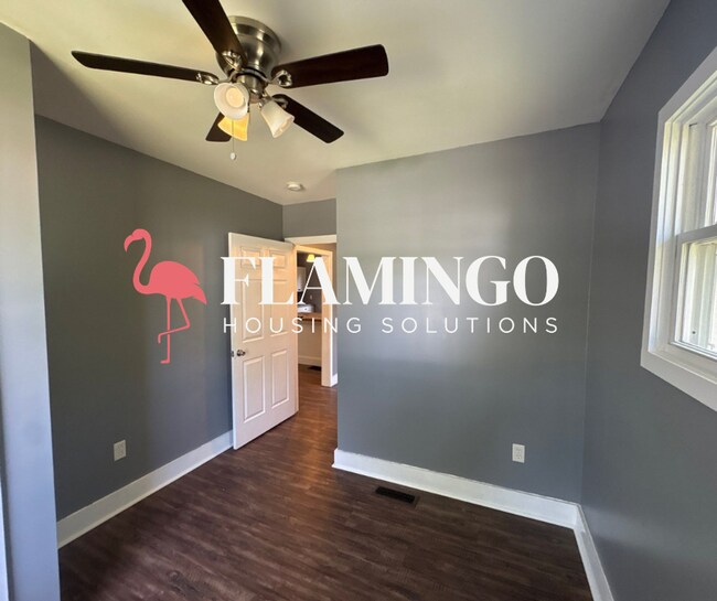 Building Photo - Cozy 2-Bedroom Home with Central Air in Dayton's Belmont Area