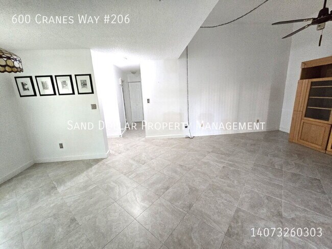Building Photo - 600 Cranes Way