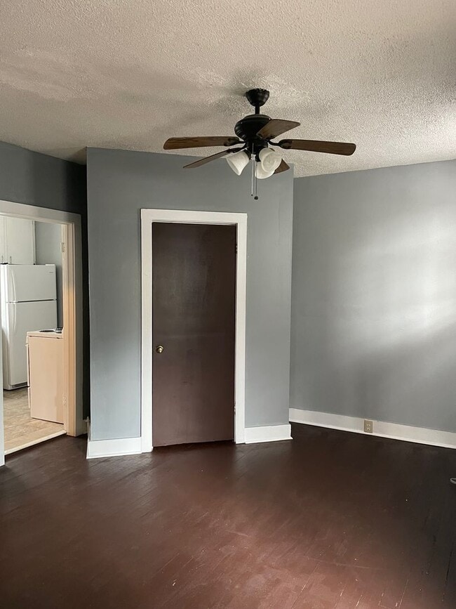Building Photo - Nice 1 bedroom, 1 bath rental on Coming St...