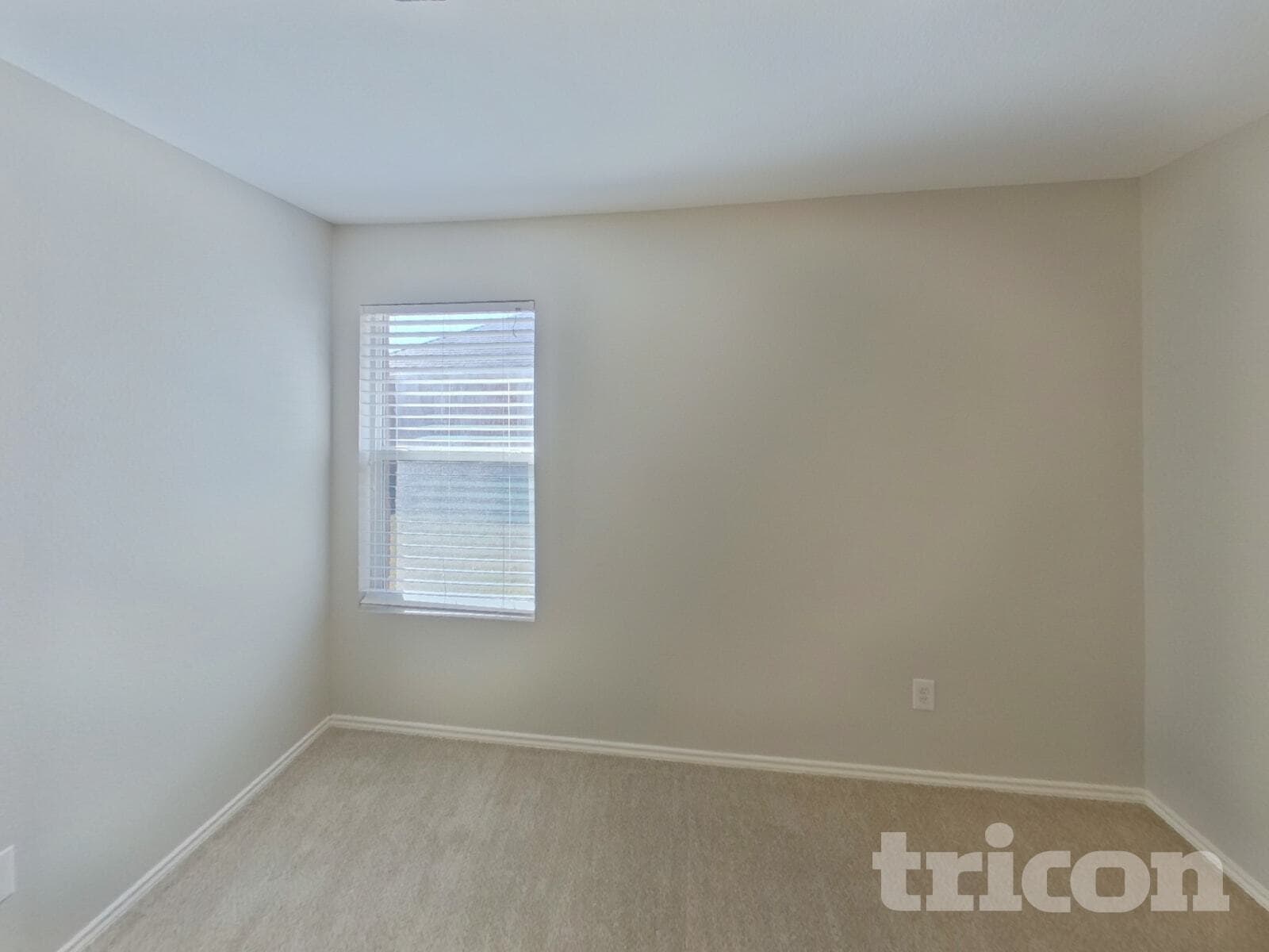 Building Photo - 1437 Lauren Dr