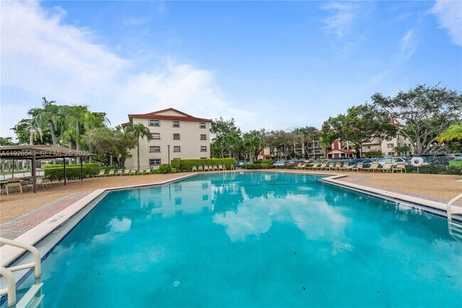 Building Photo - 13455 SW 9th Ct