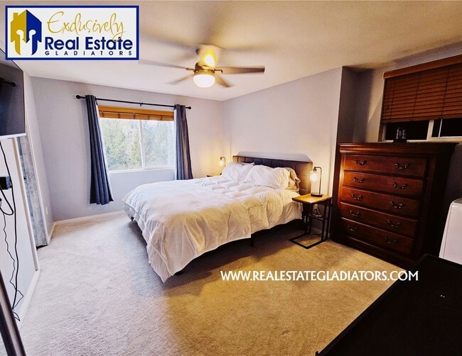 Building Photo - 4 Bed 2.5 Bath in River King Estates - Dog...