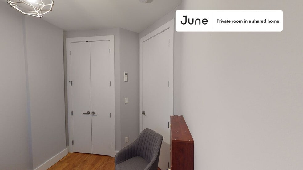 Building Photo - Room in Shared 5 bed/2.5 bath home